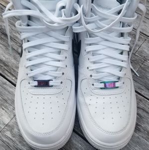 Nike Air Force 1 High lv8 "Iridescent"